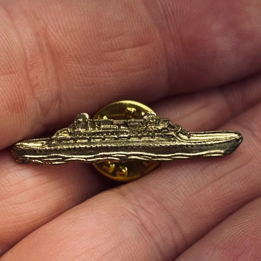 Gold Submarine Ship Navy Vintage Lapel Pin